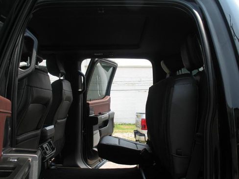 Used 2022 Ford F150 Lariat AWD/4WD image 30