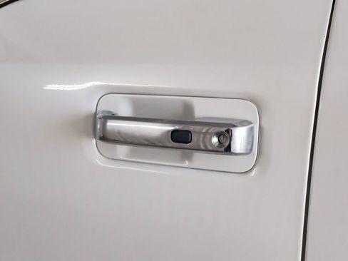 Used 2018 Ford F350 Platinum w/ Platinum Ultimate Package image 40