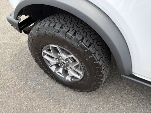 Used 2025 Ford Bronco Badlands AWD/4WD image 33