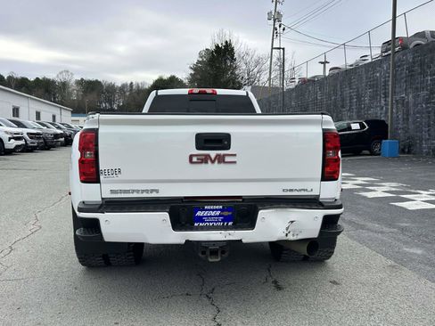 Used 2016 GMC Sierra 3500 Denali w/ Duramax Plus Package image 4