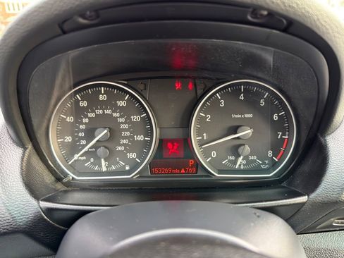 Used 2010 BMW 135i Coupe image 15