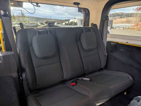 Used 2018 Jeep Wrangler Rubicon image 34