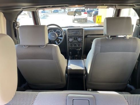 Used 2007 Jeep Wrangler Sahara w/ Dual Top Group image 13