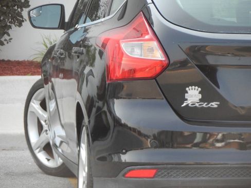 Used 2012 Ford Focus Titanium image 1