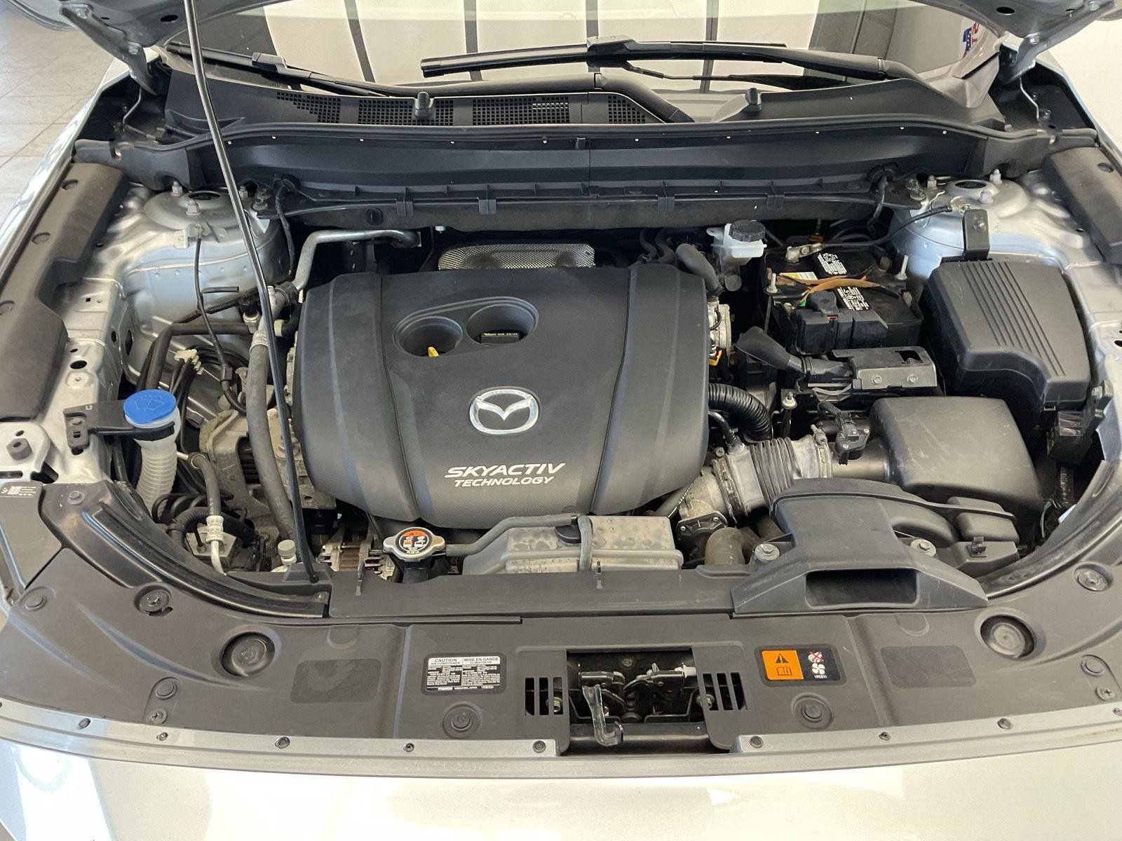 Used 2018 MAZDA CX-5 Touring w/ Preferred Equipment Package AWD/4WD image 27