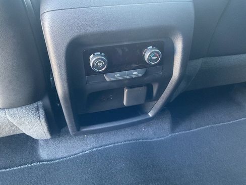 New 2026 Chevrolet Traverse Z71 image 32