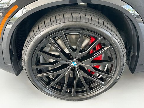 New 2026 BMW X5 M60i image 25