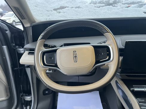 Used 2024 Lincoln Nautilus Premier w/ Equipment Group 102A image 17