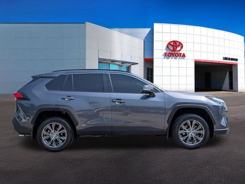 Used 2023 Toyota RAV4 XLE Premium AWD/4WD image 8