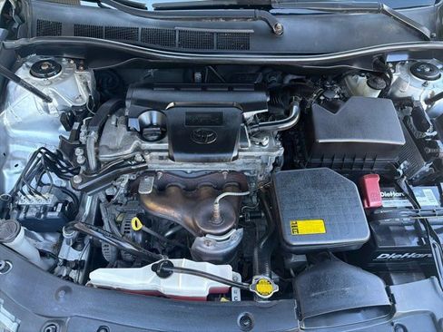 Used 2013 Toyota Camry SE image 23
