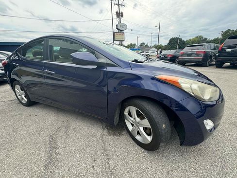 Used 2013 Hyundai Elantra GLS w/ Preferred Pkg FWD image 9