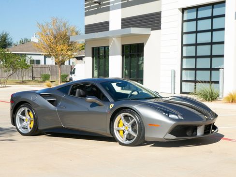 Used 2016 Ferrari 488 GTB image 17