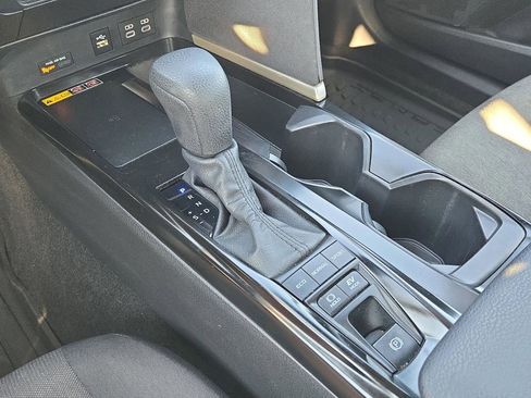 Used 2025 Toyota Camry LE FWD image 27