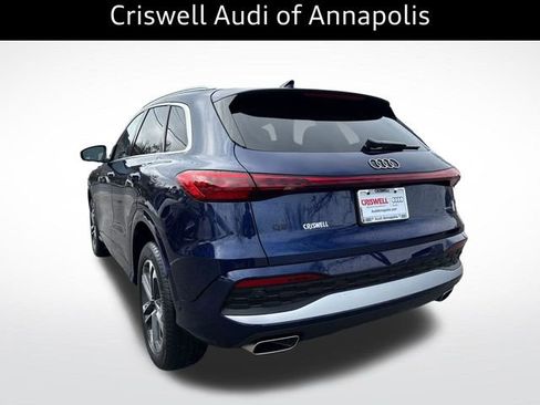 Certified 2025 Audi Q5 Premium w/ Convenience Package image 4