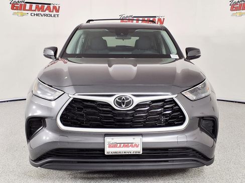 Used 2023 Toyota Highlander L image 5