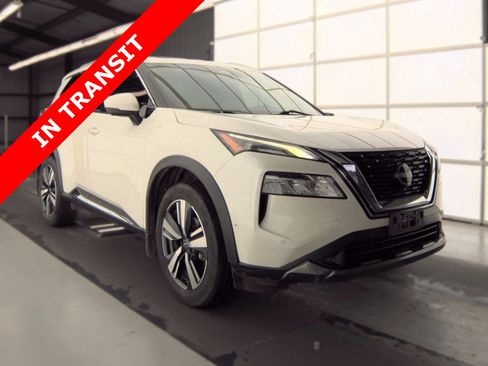 Used 2022 Nissan Rogue SL w/ SL Premium Package FWD image 5