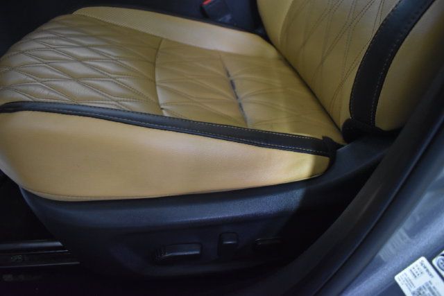 Used 2023 Nissan Sentra SV w/ SV Premium Package FWD image 12