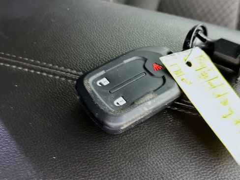 Used 2018 GMC Terrain SLE image 22