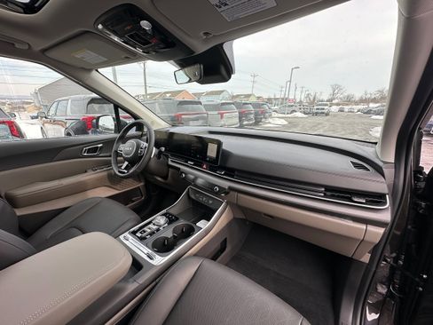 New 2026 Kia Carnival SX image 40