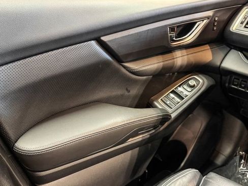 Used 2023 Subaru Ascent Limited image 40