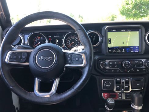 Used 2023 Jeep Wrangler Unlimited Rubicon 392 w/ Trailer Tow Package AWD/4WD image 33