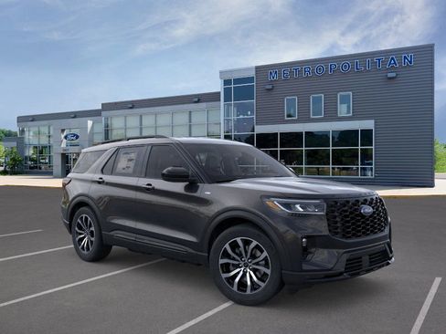 New 2025 Ford Explorer ST-Line image 7