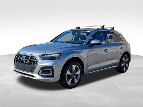 Used 2024 Audi Q5 2.0T Premium AWD/4WD image 3
