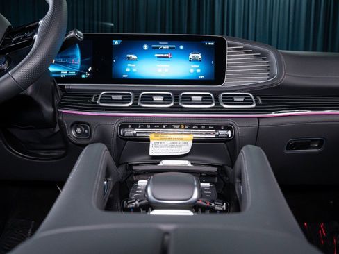 New 2026 Mercedes-Benz GLE 53 AMG 4MATIC Coupe image 21