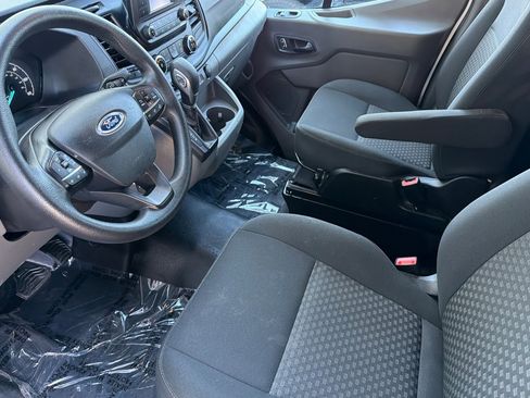 Used 2023 Ford Transit 250 250 Low Roof RWD w/ Exterior Upgrade Package image 9