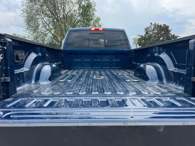 Used 2024 RAM 3500 Big Horn w/ Level 2 Equipment Group AWD/4WD image 8