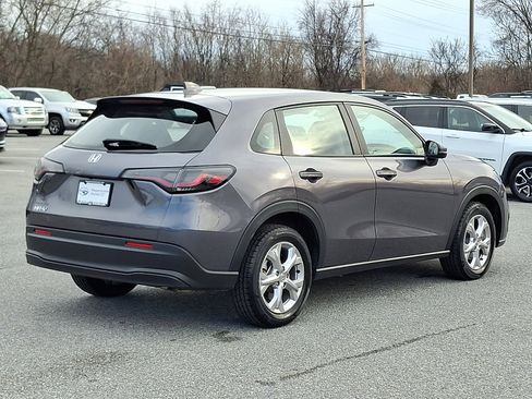 Used 2023 Honda HR-V LX image 6