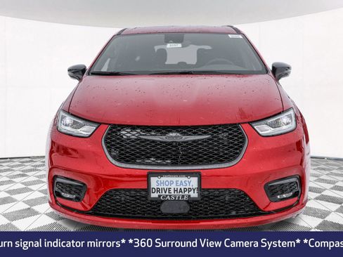 New 2026 Chrysler Pacifica Select image 13