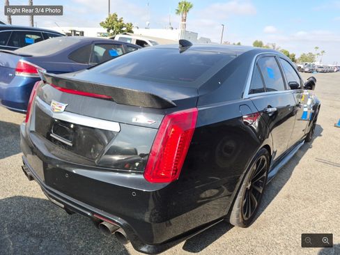 Used 2017 Cadillac CTS V w/ Luxury Package RWD image 4