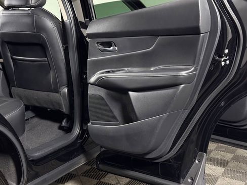 Certified 2025 Nissan Murano SV AWD/4WD image 26