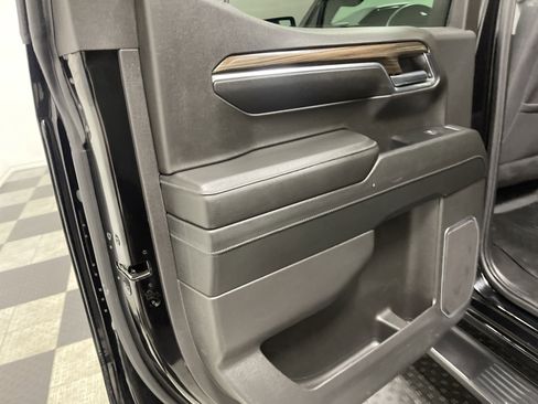 Used 2023 Chevrolet Silverado 1500 LT AWD/4WD image 15