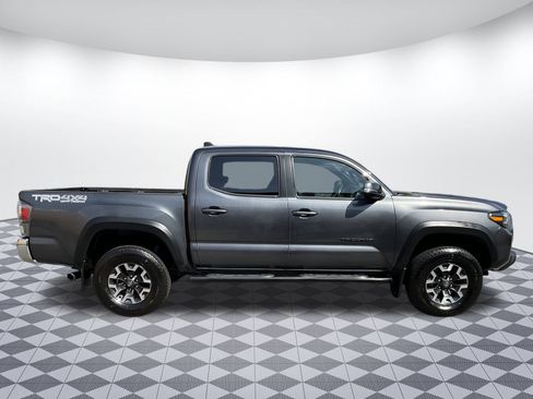 Used 2023 Toyota Tacoma TRD Off-Road image 2