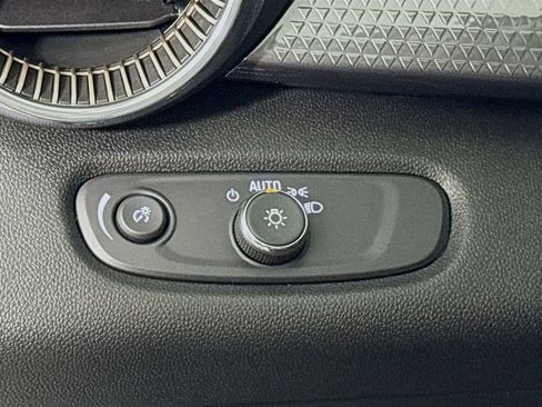 New 2026 Chevrolet Trax ACTIV w/ Sunroof Package image 12