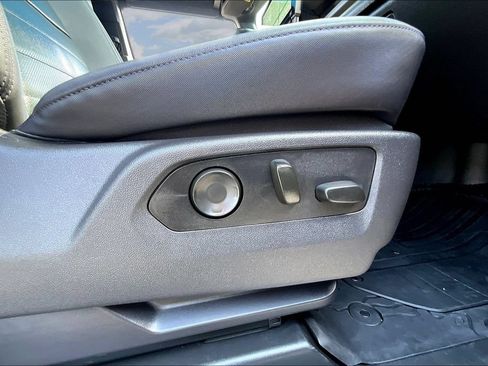 Used 2024 GMC Hummer EV 3X AWD/4WD image 26