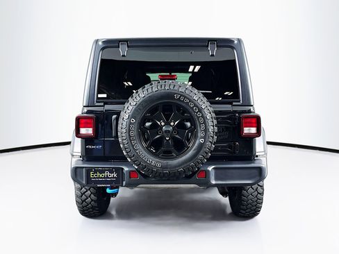 Used 2023 Jeep Wrangler Unlimited w/ Cold Weather Group image 7