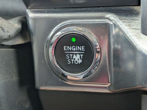 Used 2021 Ford F150 Lariat w/ Equipment Group 502A High AWD/4WD image 31