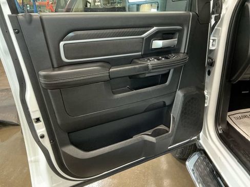 Used 2026 RAM 2500 Big Horn AWD/4WD image 30
