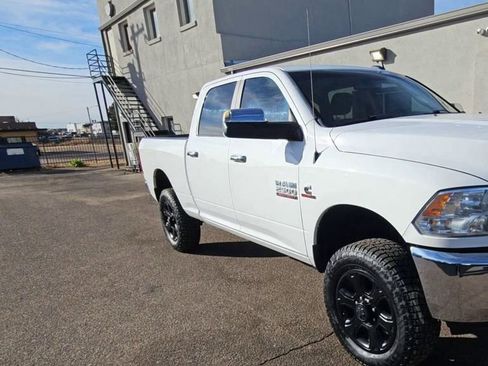 Used 2017 RAM 2500 SLT image 2