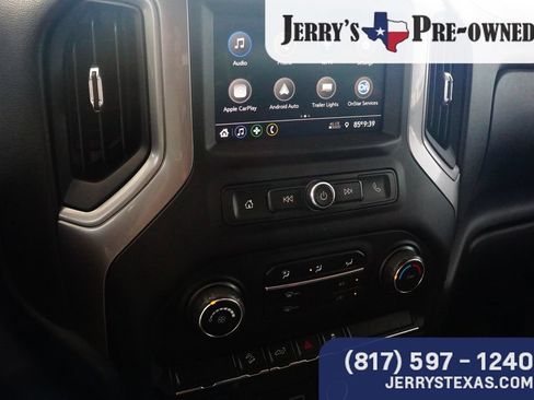 Used 2021 Chevrolet Silverado 1500 Custom Trail Boss AWD/4WD image 12