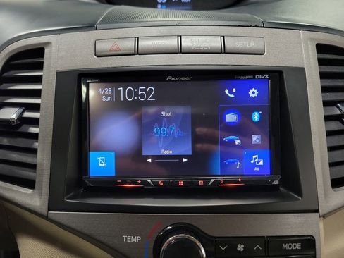 Used 2013 Toyota Venza XLE w/ XLE Premium Pkg image 19