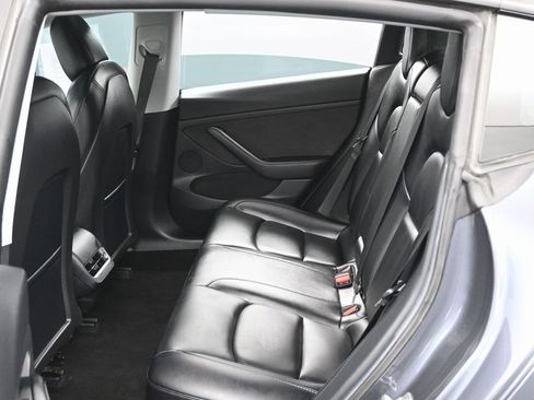 Used 2021 Tesla Model 3 Long Range image 35