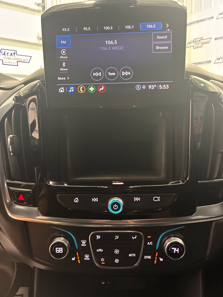 Used 2023 Chevrolet Traverse LT AWD/4WD image 24