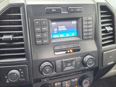 Used 2016 Ford F150 XL w/ Equipment Group 101A Mid AWD/4WD image 27