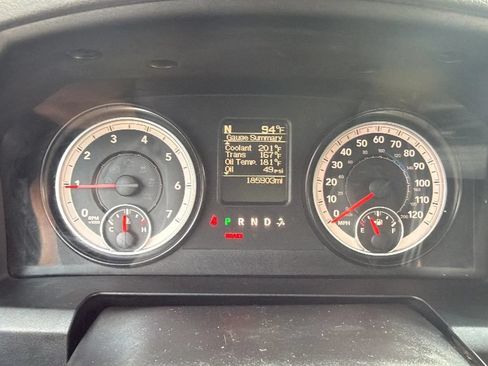 Used 2016 RAM 2500 Tradesman w/ Power & Remote Entry Group RWD image 34