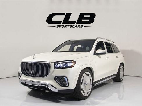 Used 2024 Mercedes-Benz Maybach GLS 600 4MATIC image 1