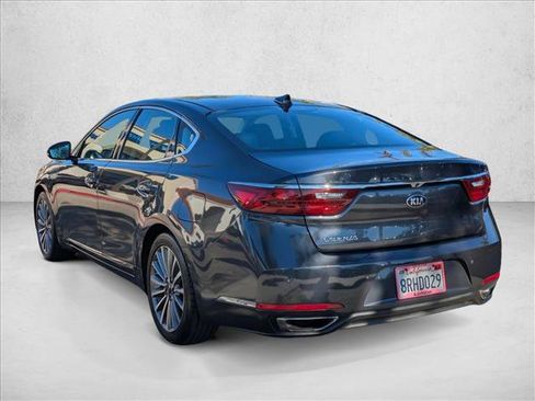Used 2019 Kia Cadenza Premium image 8